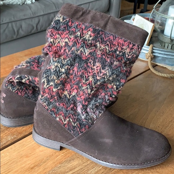 Toms brown boot with knit accent size 8.5 - Picture 1 of 3